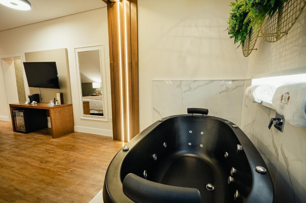 Hotel E Restaurante Giratorio Rf Vision - A Melhor Vista 360 De Грамаду Екстериор снимка