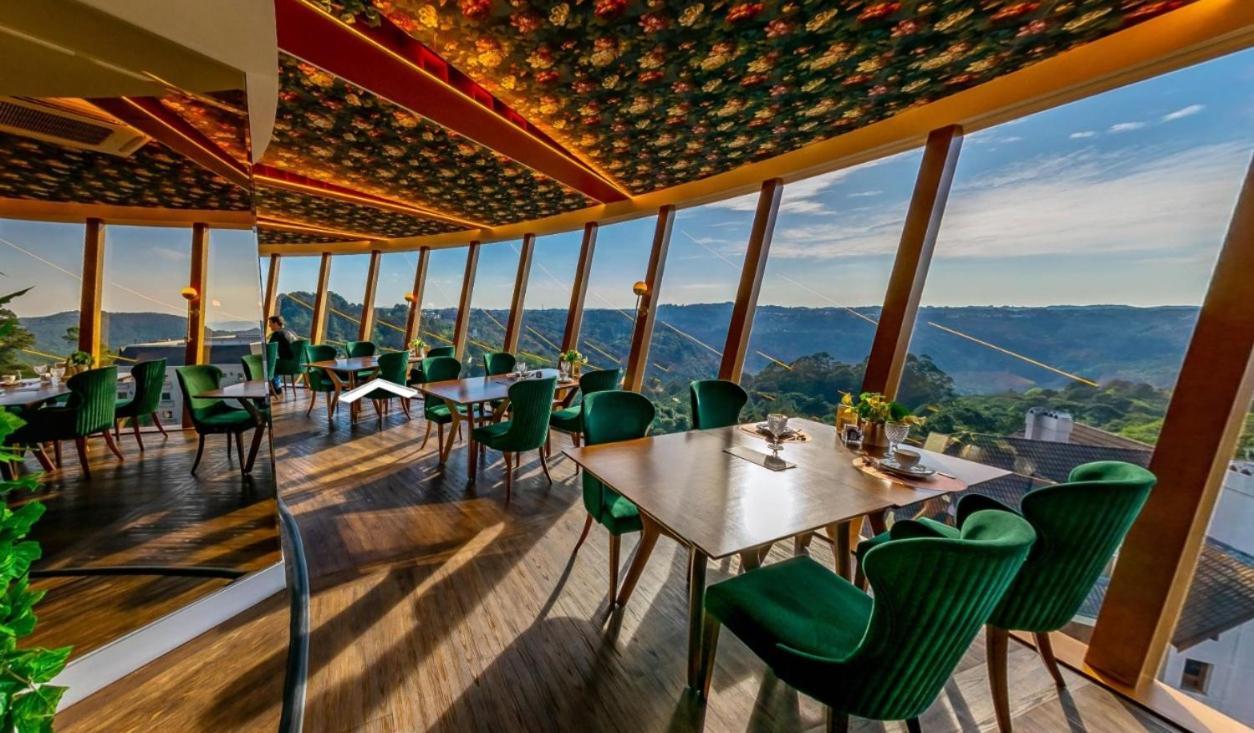 Hotel E Restaurante Giratorio Rf Vision - A Melhor Vista 360 De Грамаду Екстериор снимка
